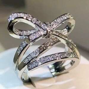 Elegant Sterling Silver Cubic Zirconia Bow Ring Size 7